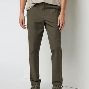 Vuori • Olive Aim Canvas Pants